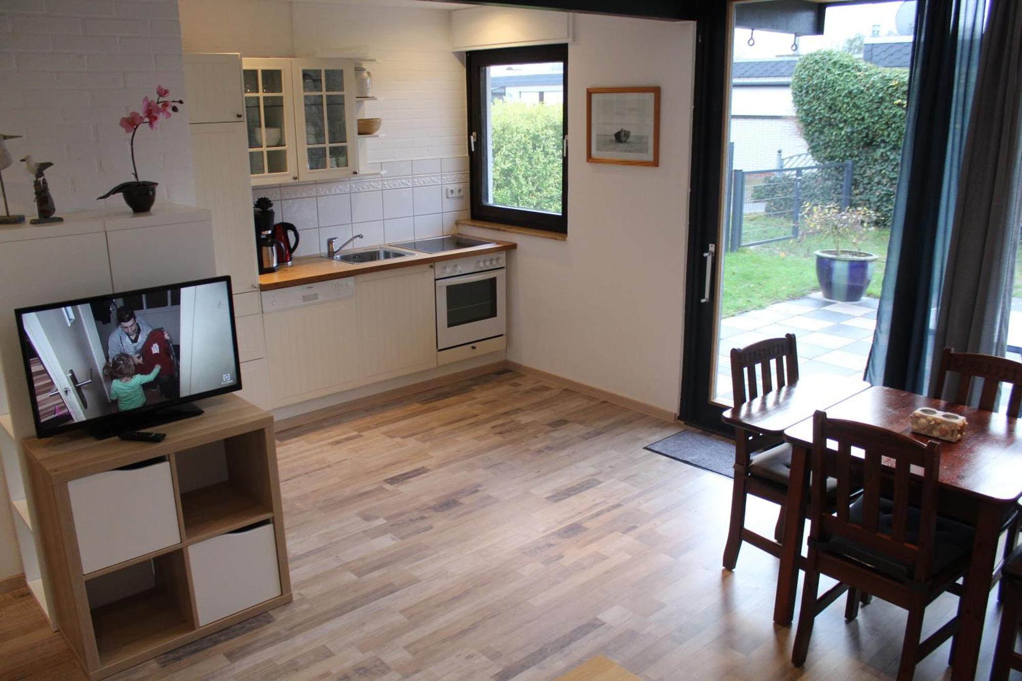 Schoenes Ferienhaus In Tossens Mit Schoenem Garten Butjadingen Kültér fotó